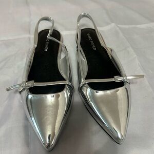 Steve Madden Silver Pointed Toe Slingback Flats
